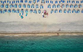 Club Esse Aquilia Beach Village